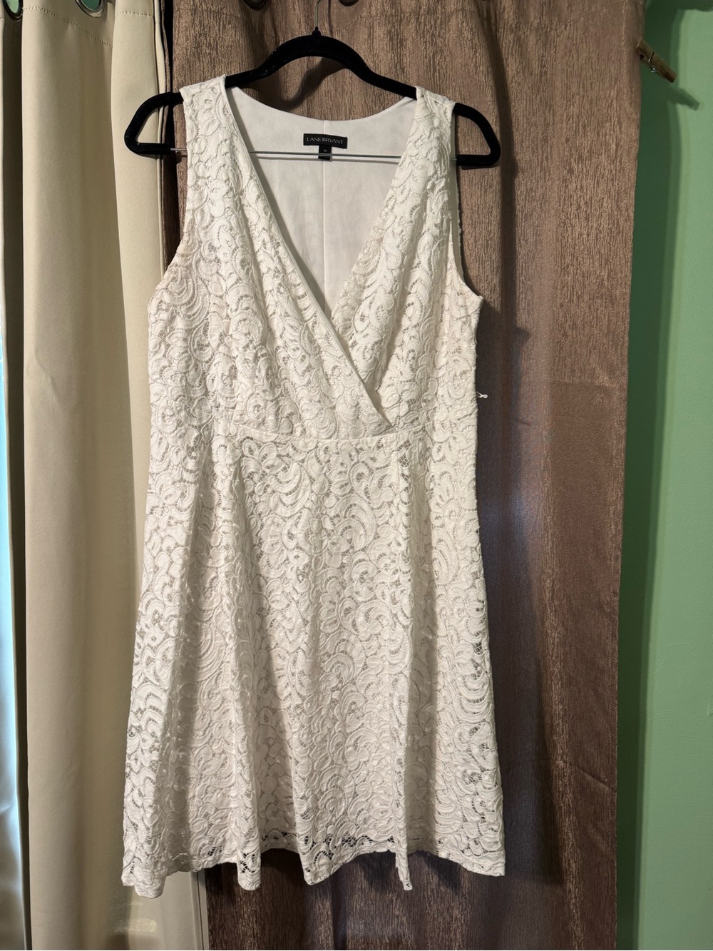 Lane Bryant Women’s Sleeveless Mid Length White Fully Lined Dress Size 14
